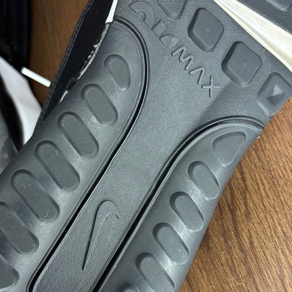 Nike Air Max 2090 - Black Wolf Grey Anthracite - CW7306-001 Size: 12.5 - Picture 2 of 11